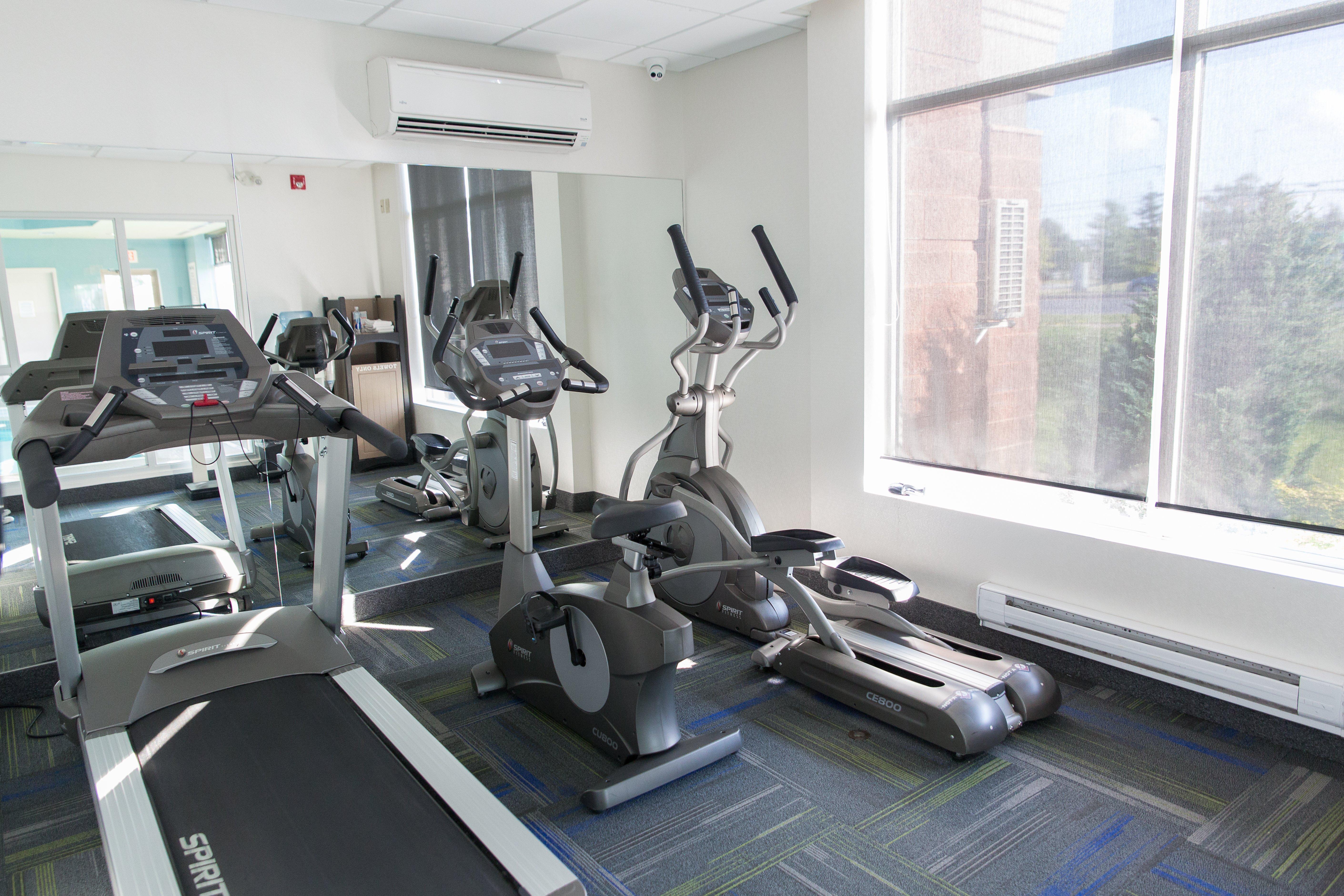 Holiday Inn Express Brampton By Ihg מראה חיצוני תמונה